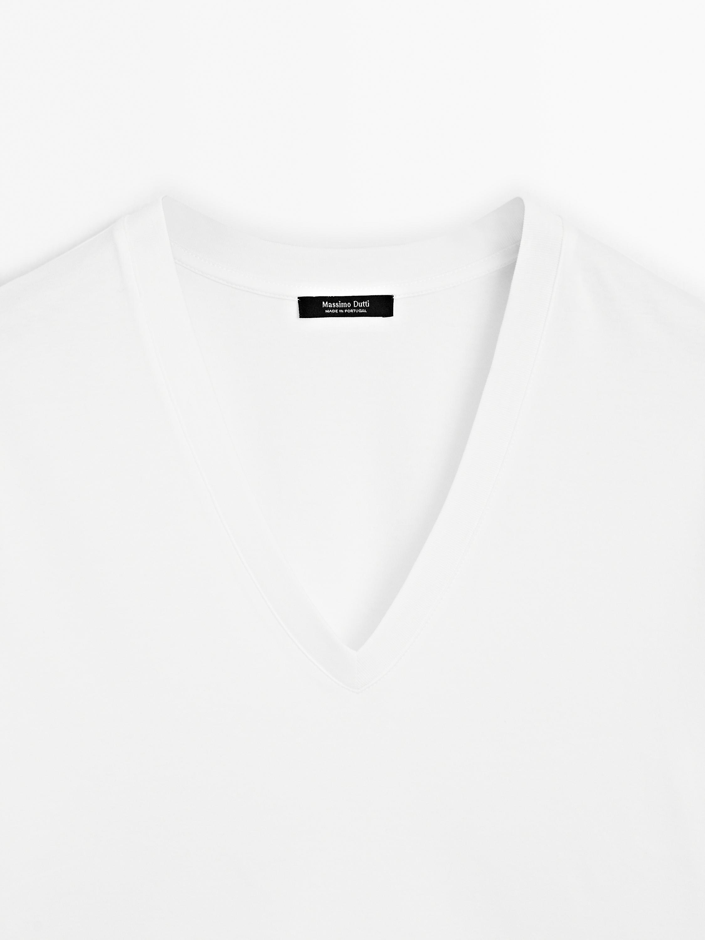 100% cotton interlock V-neck T-shirt